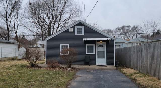 Photo of 551 Gates St, Aurora, IL 60505
