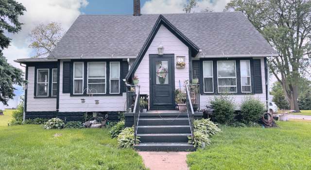 Photo of 504 S Green St, Piper City, IL 60959
