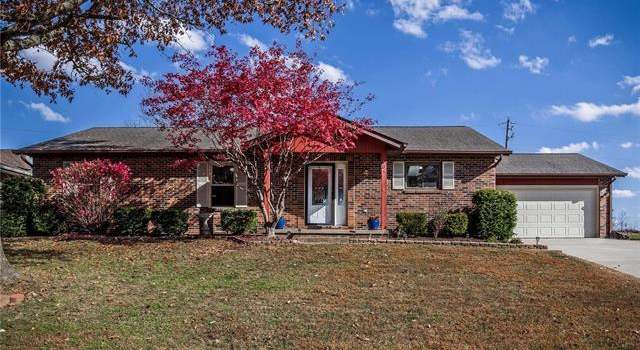 Photo of 104 Penny Ln, Belleville, IL 62221