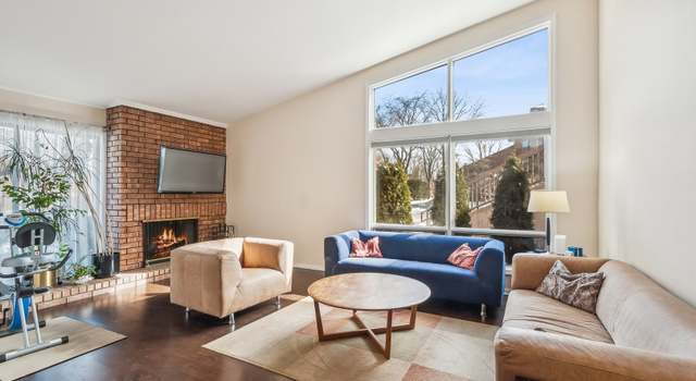 Photo of 710 Waukegan Rd Unit 6B, Glenview, IL 60025
