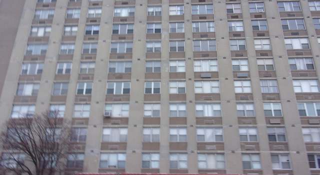 Photo of 4300 W Ford City Dr #1205, Chicago, IL 60652