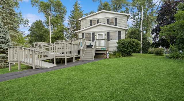 Photo of 33323 75th St, Burlington, WI 53105