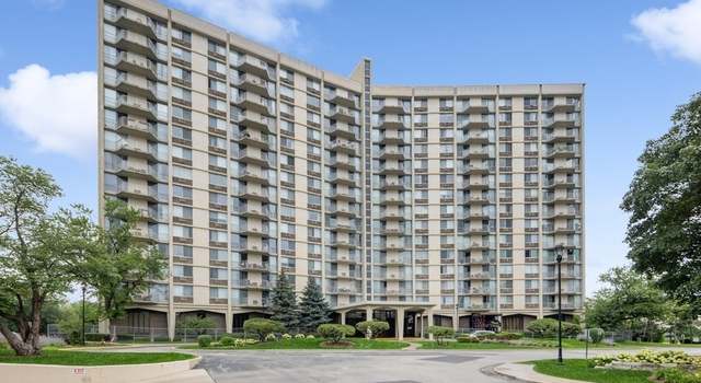 Photo of 40 N Tower Rd Unit 11E, Oak Brook, IL 60523