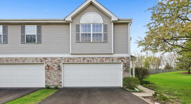 Photo of 2493 Amber Ln, Elgin, IL 60123