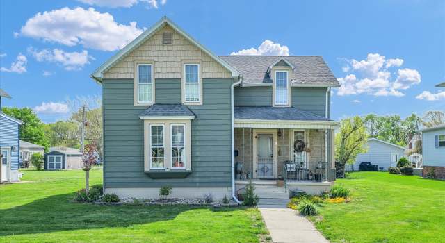 Photo of 218 N Church St, Gibson City, IL 60936