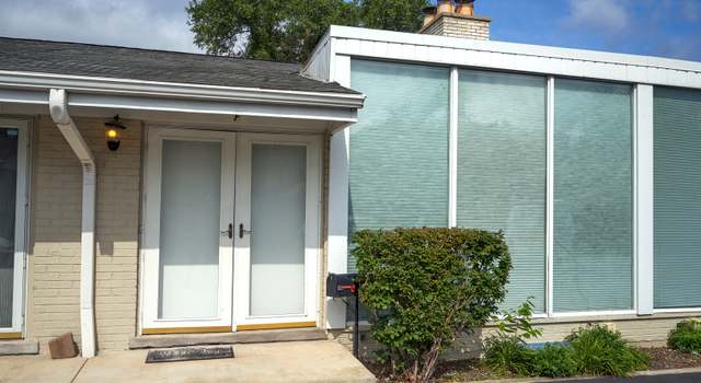 Photo of 1868 Grove St Unit F, Glenview, IL 60025