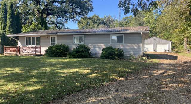 Photo of 35013 Glidden Rd, Kingston, IL 60145