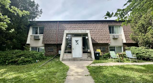 Photo of 217 E 3rd St, Byron, IL 61010