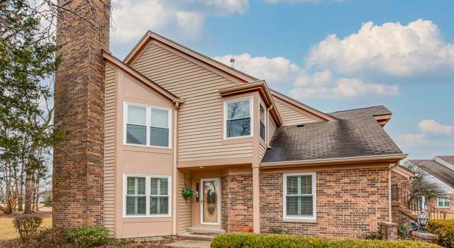 Photo of 93 Willow Pkwy, Buffalo Grove, IL 60089