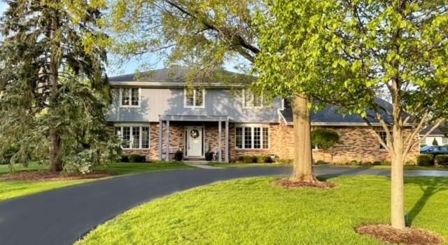 Photo of 884 Saint Andrews Way, Frankfort, IL 60423