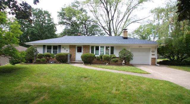 Photo of 522 Skylark Dr, Rockford, IL 61107