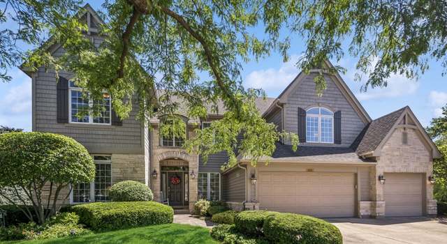 Photo of 105 Glenbrook Ct, La Grange, IL 60525