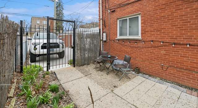 Photo of 4117 W Berteau Ave #204, Chicago, IL 60641