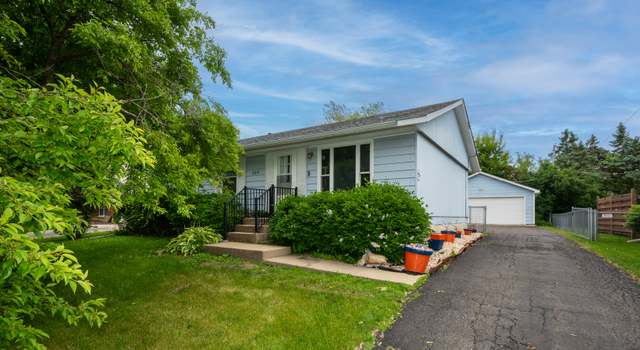 Photo of 269 Cedarwood Ln, Antioch, IL 60002