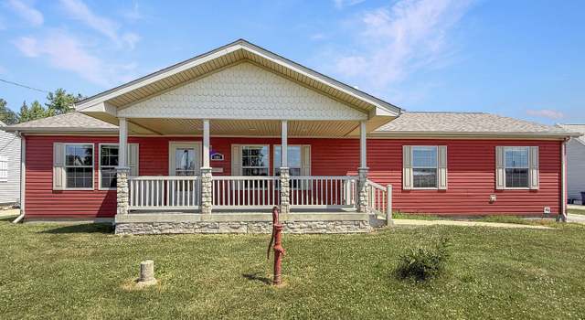 Photo of 104 W North St, Gifford, IL 61847