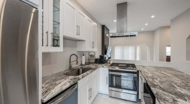 Photo of 7229 S Exchange Ave, Chicago, IL 60649