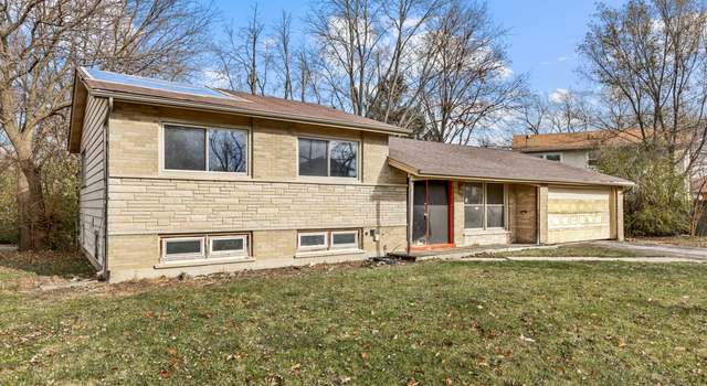 Photo of 17805 Dogwood Ln, Hazel Crest, IL 60429