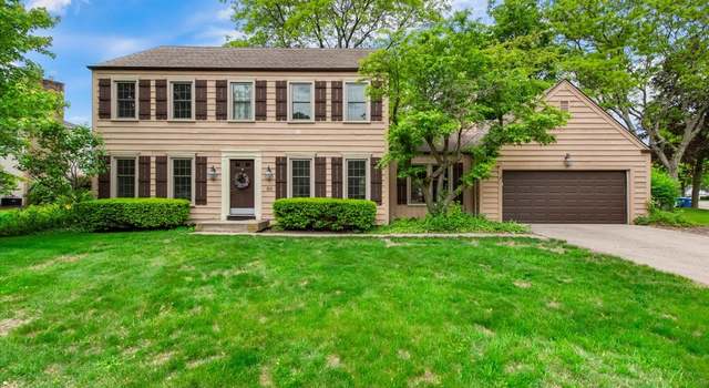 Photo of 50 Southgate Crse, St. Charles, IL 60174