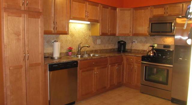 Photo of 721 Tipperary Ct Unit 2D, Schaumburg, IL 60193