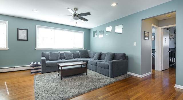 Photo of 929 Washington St #306, Evanston, IL 60202