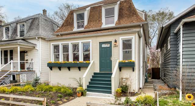 Photo of 2309 W Berwyn Ave, Chicago, IL 60625