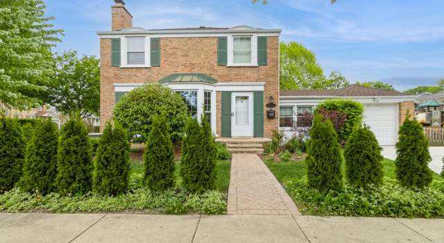 Photo of 1628 W Brown St, Arlington Heights, IL 60004