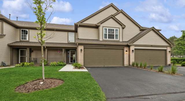 Photo of 313 Poplar Ct, Lindenhurst, IL 60046