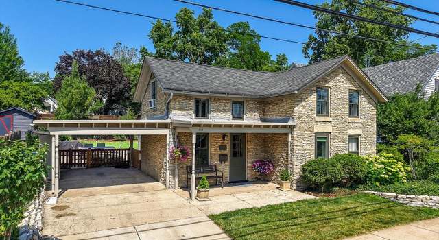 Photo of 118 S River Ln, Geneva, IL 60134