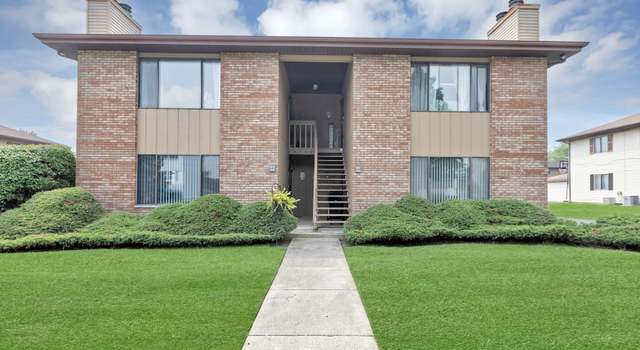 Photo of 1025 Manchester Ct #1025, South Elgin, IL 60177
