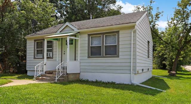 Property at 303 N Bernice Ct, Round Lake, IL 60073, 3 beds, 1 bath