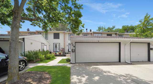 Photo of 208 Spring Ct, Bloomingdale, IL 60108