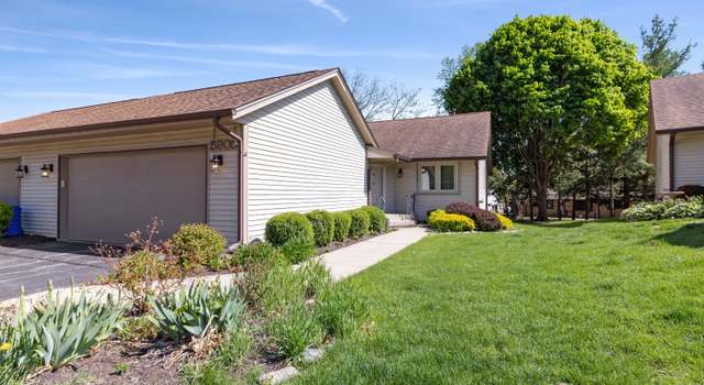 Photo of 5905 Elaine Dr #6, Rockford, IL 61108