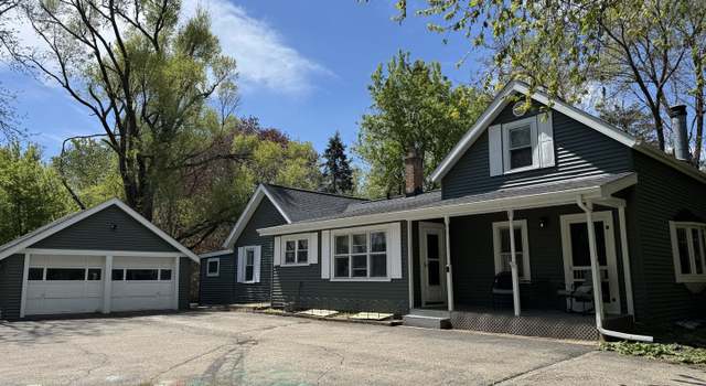 Photo of 457 E Crystal Lake Ave, Crystal Lake, IL 60014