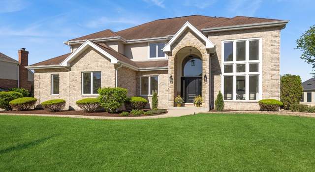 Photo of 6878 Fieldstone Dr, Burr Ridge, IL 60527