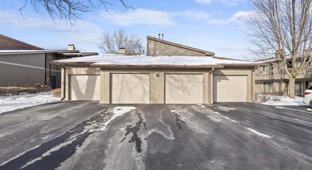 Photo of 29W440 Emerald Green Dr Unit G, Warrenville, IL 60555