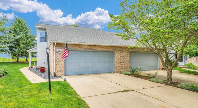 Photo of 1017 Pheasant Cir, Savoy, IL 61874