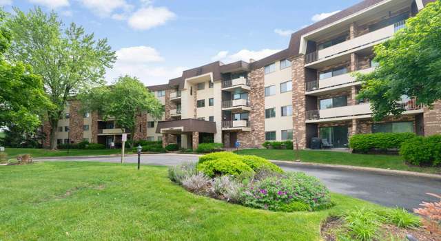 Photo of 3350 N Carriageway Dr #208, Arlington Heights, IL 60004