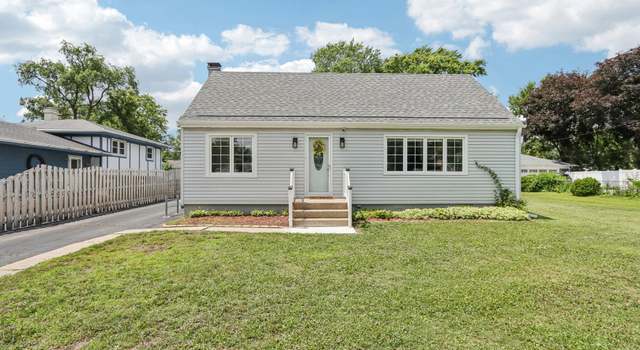 Photo of 3816 N Washington St, Westmont, IL 60559