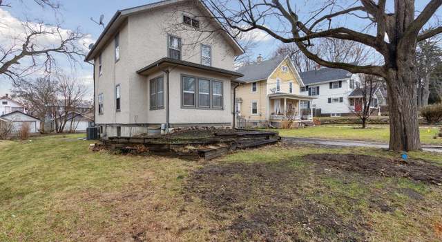 Photo of 519 Shaw St, Rockford, IL 61104