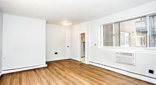 Photo of 644 W Arlington Pl Unit 3J, Chicago, IL 60614