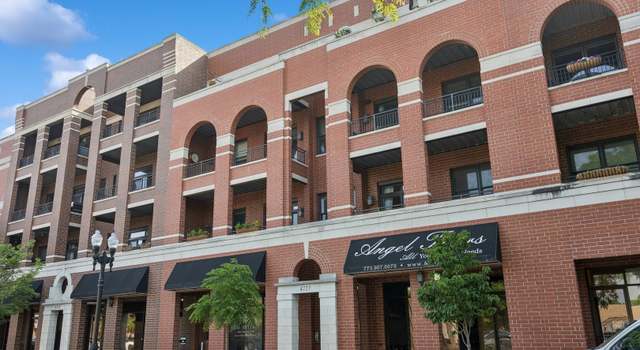 Photo of 4727 N Clark St Unit 2S, Chicago, IL 60640