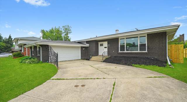 Photo of 243 S Walnut St, Glenwood, IL 60425