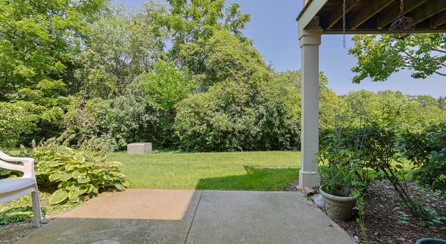 Photo of 30W016 Mayfair Ct, Warrenville, IL 60555