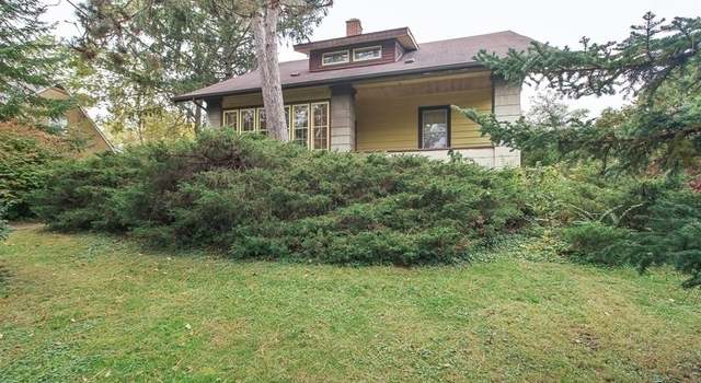 Photo of 1310 Edgewood Ave, Chicago Heights, IL 60411