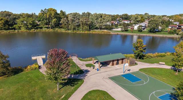 Photo of 1125 Lancaster Ct, Hoffman Estates, IL 60169