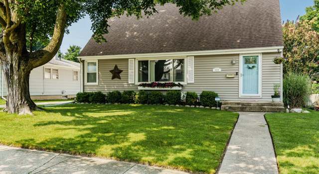 Photo of 523 29th St, Rockford, IL 61108