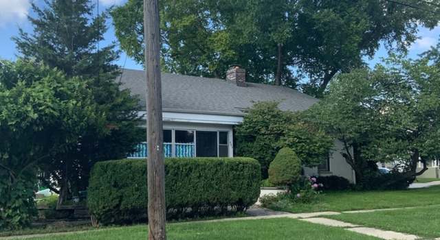 Photo of 552 Orange St, Elgin, IL 60123