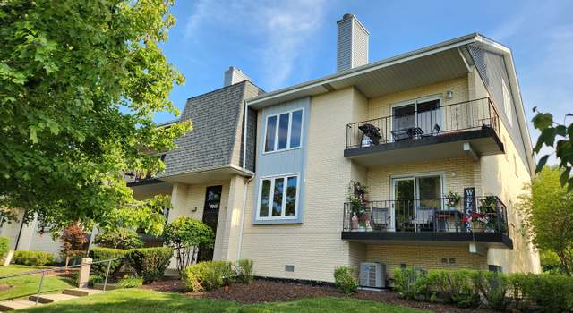 Photo of 7915 W 157th St Unit 2W, Orland Park, IL 60462