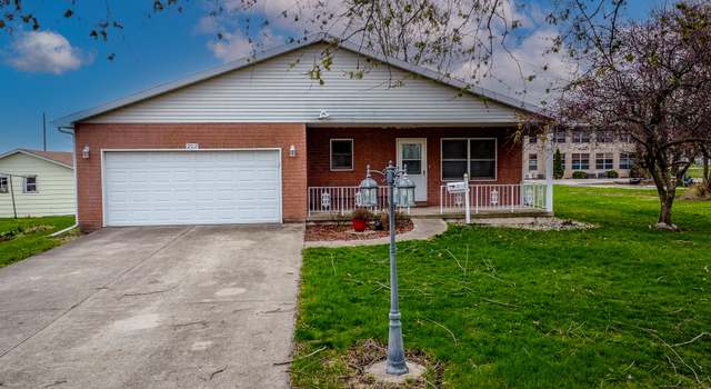 Photo of 202 N Oak St, Buckley, IL 60918