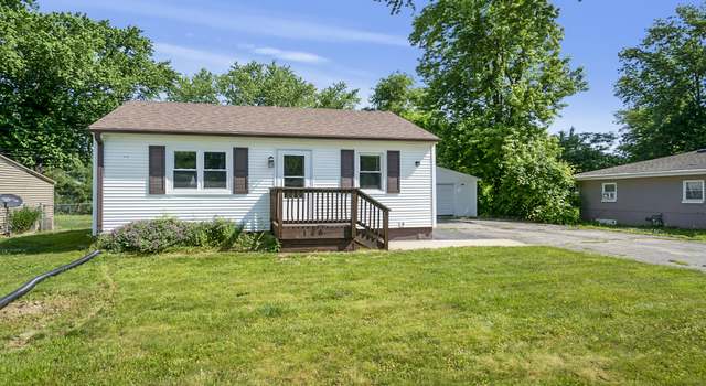 Photo of 146 E Greenview Ave, Machesney Park, IL 61115